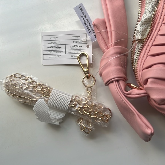 Urban Expressions pink pleated purse cross body chain vegan leather - Picture 3 of 5